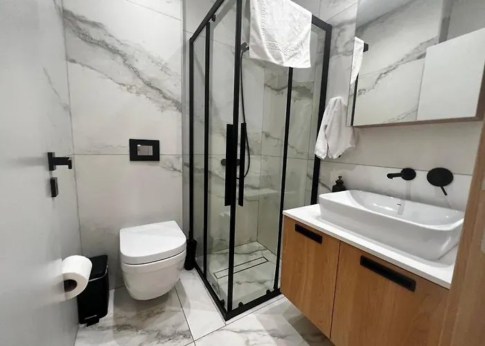 Crystal-blue-villa * بروتاراس