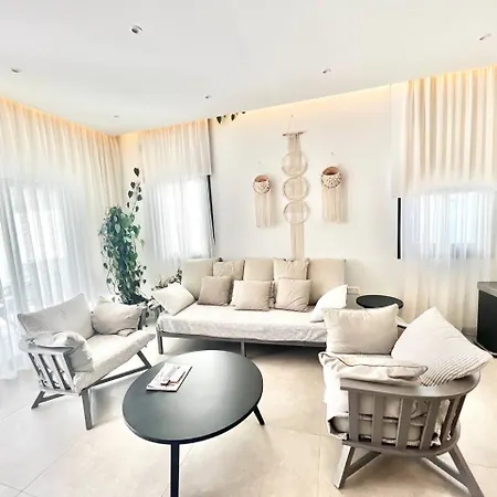 Crystal-blue-villa Βίλα