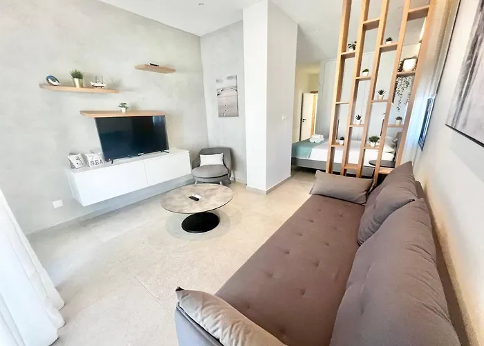 Crystal-blue-villa *